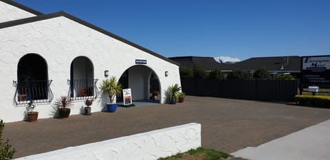 Facade/entrance, Street view