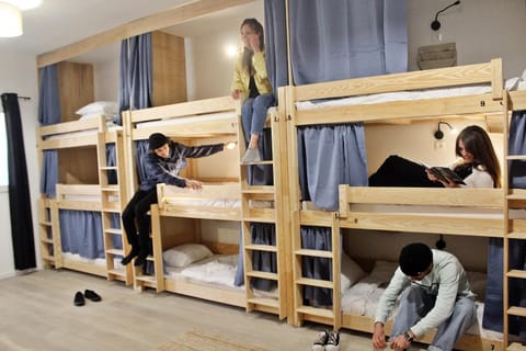 bunk bed