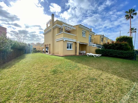 Property building, Garden, Garden view
