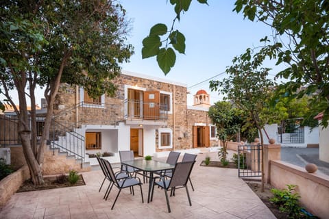 Property building, Patio