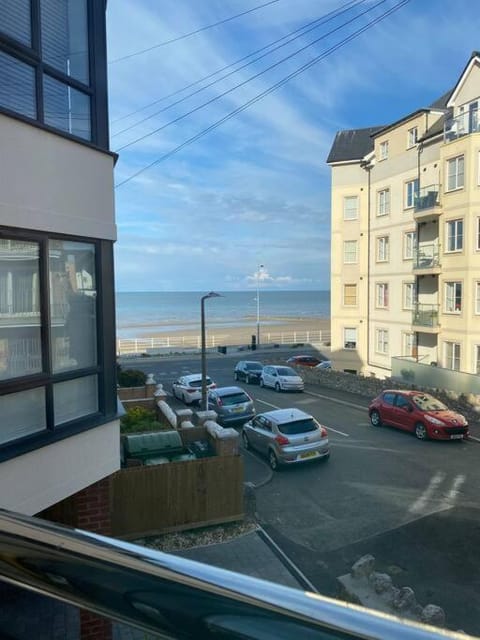 Luxury Modern 1Bed Sea View Apartment Apartment in Wales