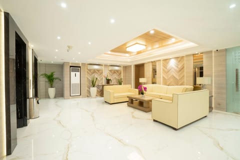 Lobby or reception, Lounge or bar