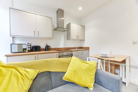 Dining area, kitchen