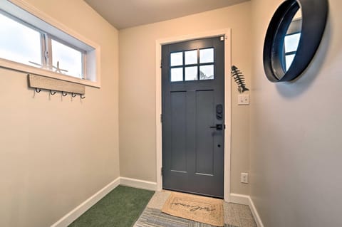 Chic Manistee Cottage Steps to Lake Michigan! House in Manistee