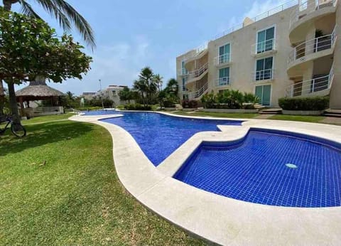 Marina Diamante Acapulco con todos los Servicios Apartment in Acapulco