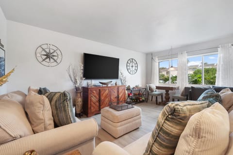 Pacific Beach Cottage House in Pacific Beach