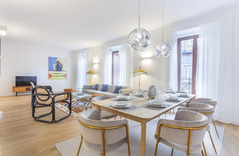 Communal lounge/ TV room, Living room