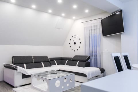 Villa Noa Kupres Villa in Split-Dalmatia County