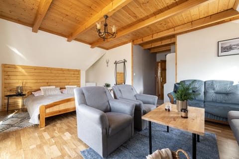 Seating area, Bedroom