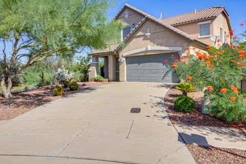 Golfers Paradise Oro Valley Home with Pool! House in Oro Valley