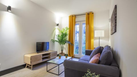 Communal lounge/ TV room, Living room