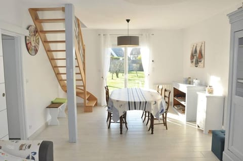 Belle maison 3 etoiles dans la station touristique de Trebeurden à 1km de la mer - Réf 670 Villa in Brittany