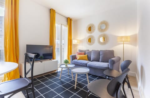 Communal lounge/ TV room, Living room