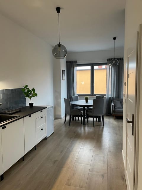 Dining area, Communal kitchen