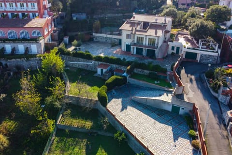 Property building, Bird's eye view