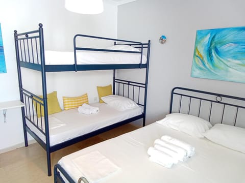 Photo of the whole room, Bedroom, bunk bed