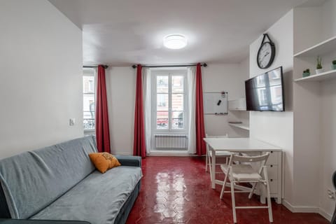 Logement entier à Paris Apartment in Paris
