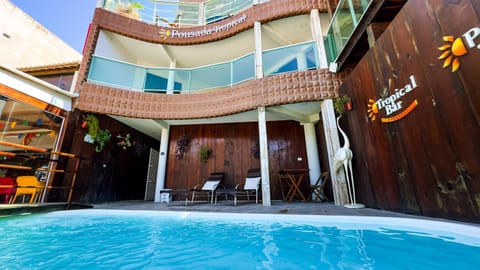Property building, Swimming pool, sunbed