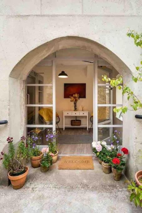 The Annexe. Enniskillen Town House. Apartment in Enniskillen