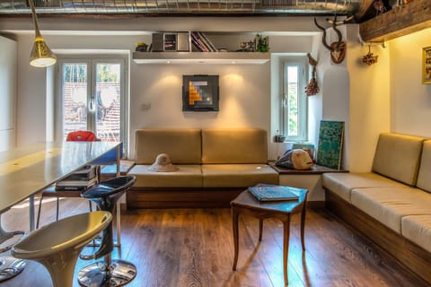 Lounge or bar