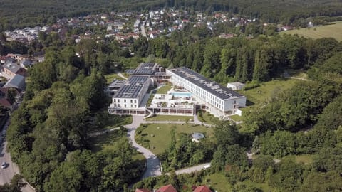 Property building, Day, Neighbourhood, Natural landscape, Bird's eye view