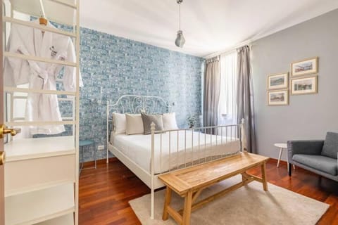 Bed, Photo of the whole room, Bedroom, wardrobe