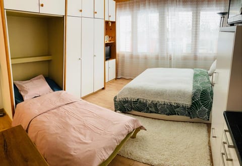 Bed, Photo of the whole room