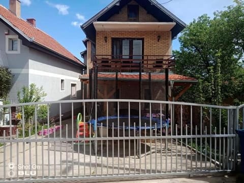 Apartman Ivanović 5 Bed and Breakfast in Serbia