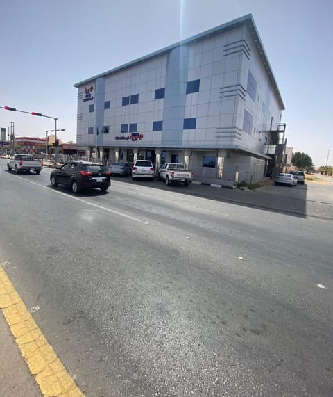 Property building, Neighbourhood