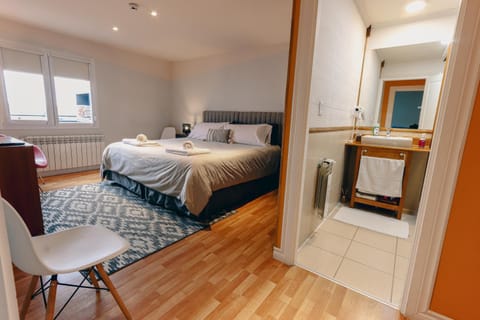 Bathroom, Bedroom