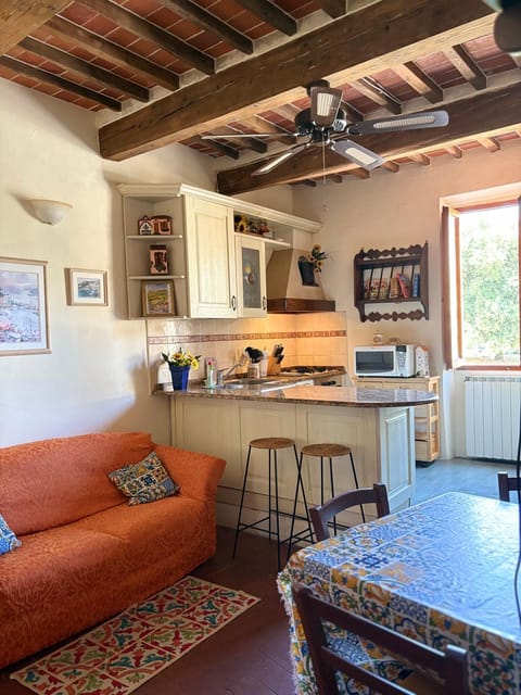 Casa Baldecchi - Pistoia - 3 Bed 2 Bath Apartment in Pistoia