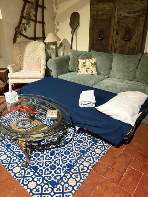 Casa Baldecchi - Pistoia - 3 Bed 2 Bath Apartment in Pistoia