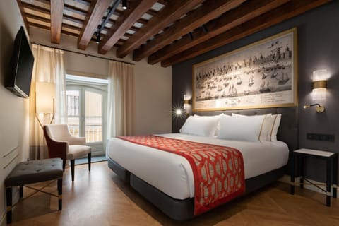 Photo of the whole room, Bedroom, Area and facilities