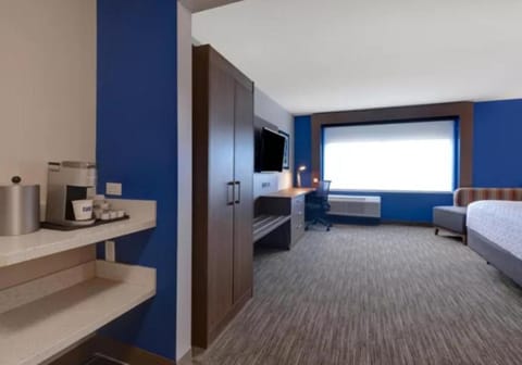 Holiday Inn Express & Suites - Detroit - Dearborn by IHG Hotel in Dearborn