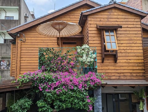 Property building, Garden