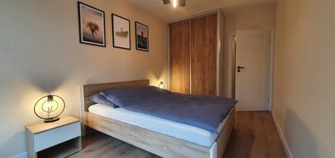 APARTAMENT KAZART.PL 5 CENTURM/PLAC UNII Apartment in Pomeranian Voivodeship