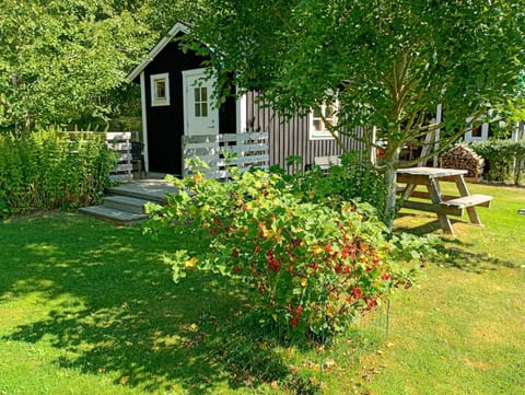 Property building, Garden view