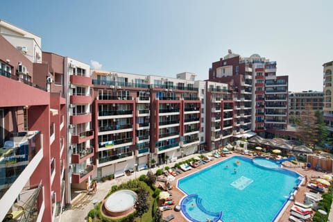 Property building, Bird's eye view, Pool view
