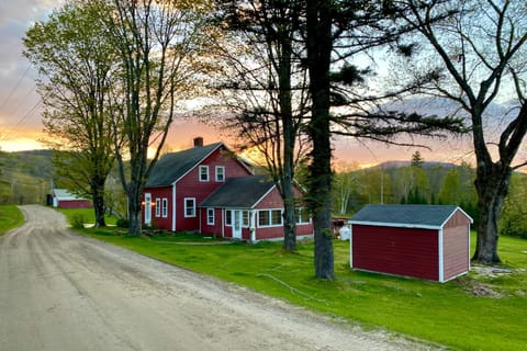 Vermont Mountain Farmhouse House in Andover