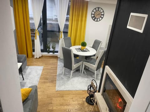Living room, Seating area, Dining area