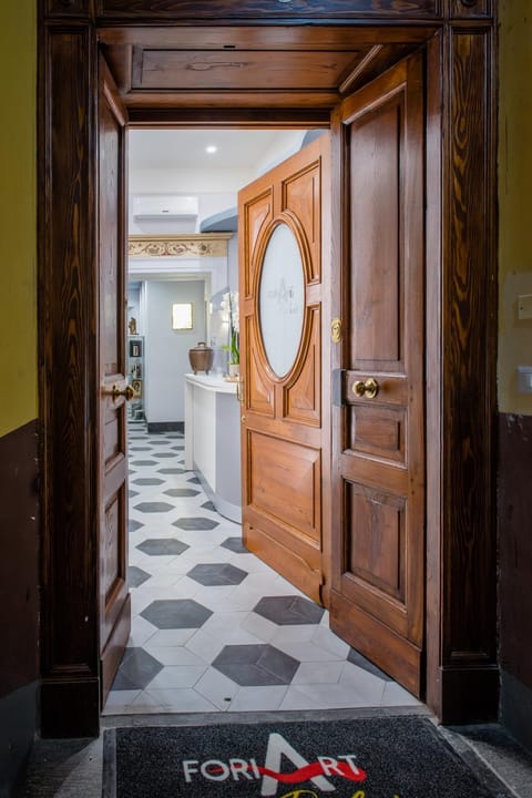 Facade/entrance, Lobby or reception