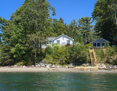 Property building, Day, Beach, Sea view