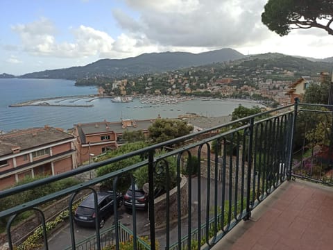 Day, Balcony/Terrace, Mountain view, Sea view