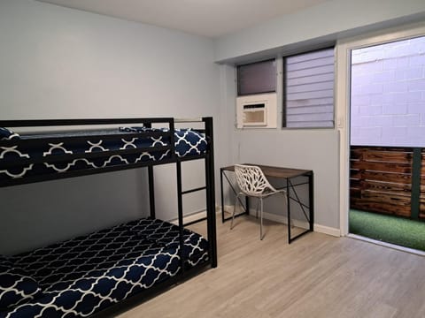 Honu Waikiki by ALOH Hostel in McCully-Moiliili