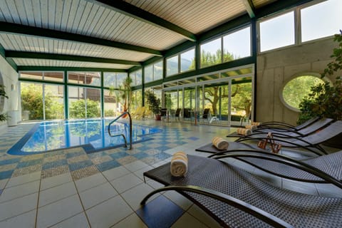 Garden, Balcony/Terrace, Spa and wellness centre/facilities, Swimming pool