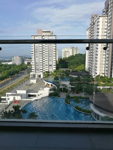 Balcony/Terrace, Swimming pool