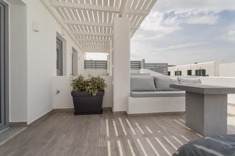 Patio, Balcony/Terrace