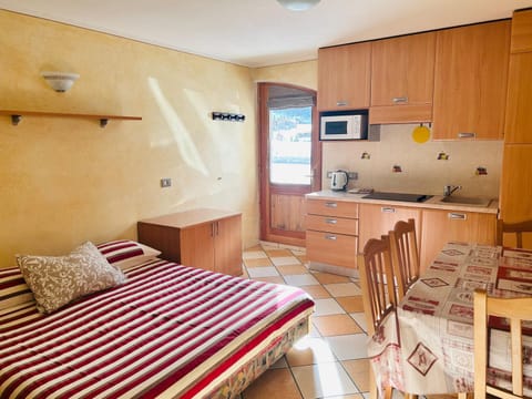 Property building, Living room, Bedroom