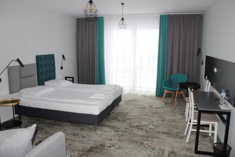 Photo of the whole room, Seating area, Bedroom