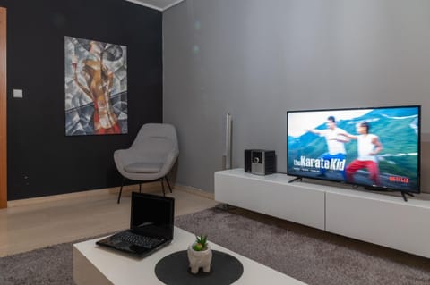 TV and multimedia, Evening entertainment